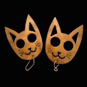 2 Piece Cat Shaped Self Defense Keychains in Brown